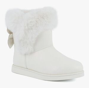 Juicy Couture White Winter Boots with Fur Trim